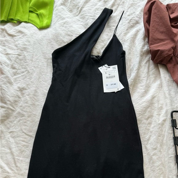 BNWT Zara Asymmetric Dress - S - Picture 2 of 3